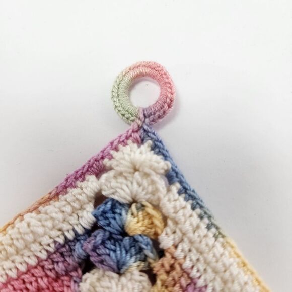 Vintage Set of 2 Handmade Crocheted Square Pot Holders - Picture 4 of 5